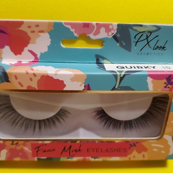 Lashes - Picture 2 of 5